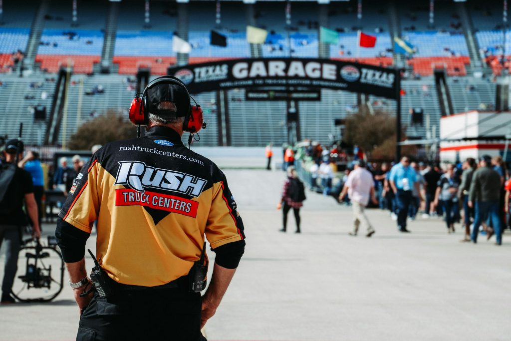 Brak postępów w negocjacjach między NASCAR a zespołami w sprawie przedłużenia umowy charterowej
